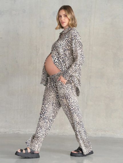 animal print πουκαμισο εγκυμοσυνης και θηλασμου σε χαλαρη γραμμη. Οικονομικο πουκαμισο εγκυμοσυνης. Λινο πουκαμισο εγκυμοσυνης και θηλασμου. Αερινο πουκαμισο εγκυμοσυνης. Πουκαμισο εγκυμοσυνης σε μεγαλα νουμερα, Plus size.