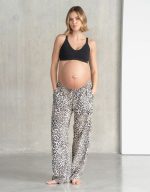 wide leg παντελονα εγκυμοσυνης με animal print σχεδιο. Λινη παντελονα εγκυμοσυνης. οικονομικη παντελονα εγκυμοσυνης και σε μεγαλα μεγεθη, plus size.