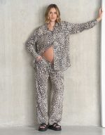wide leg παντελονα εγκυμοσυνης με animal print σχεδιο. Λινη παντελονα εγκυμοσυνης. οικονομικη παντελονα εγκυμοσυνης και σε μεγαλα μεγεθη, plus size.